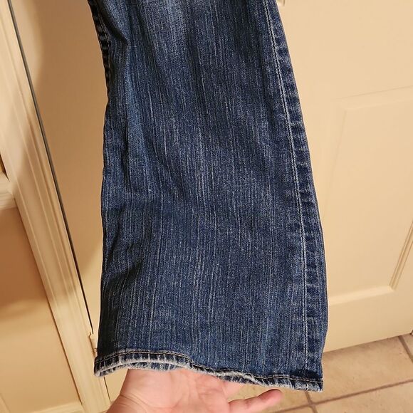 True Religion Women's "Bobby" Flare Leg Jeans Distressed Style Size 30 - Picture 2 of 14